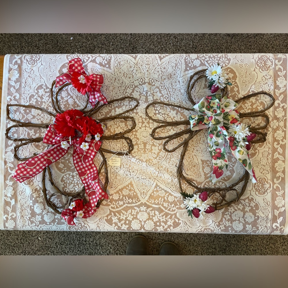 Wicker angels decorated for Summertime! Decorated with strawberries 🍓